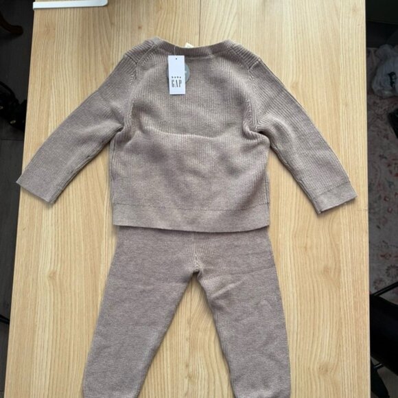 Baby Gap Unisex 18-24 Month Oatmeal Heather Sweater 2 Piece Set Pants Neutral - Picture 4 of 7
